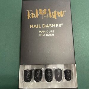 Red Aspen Nail Dash
